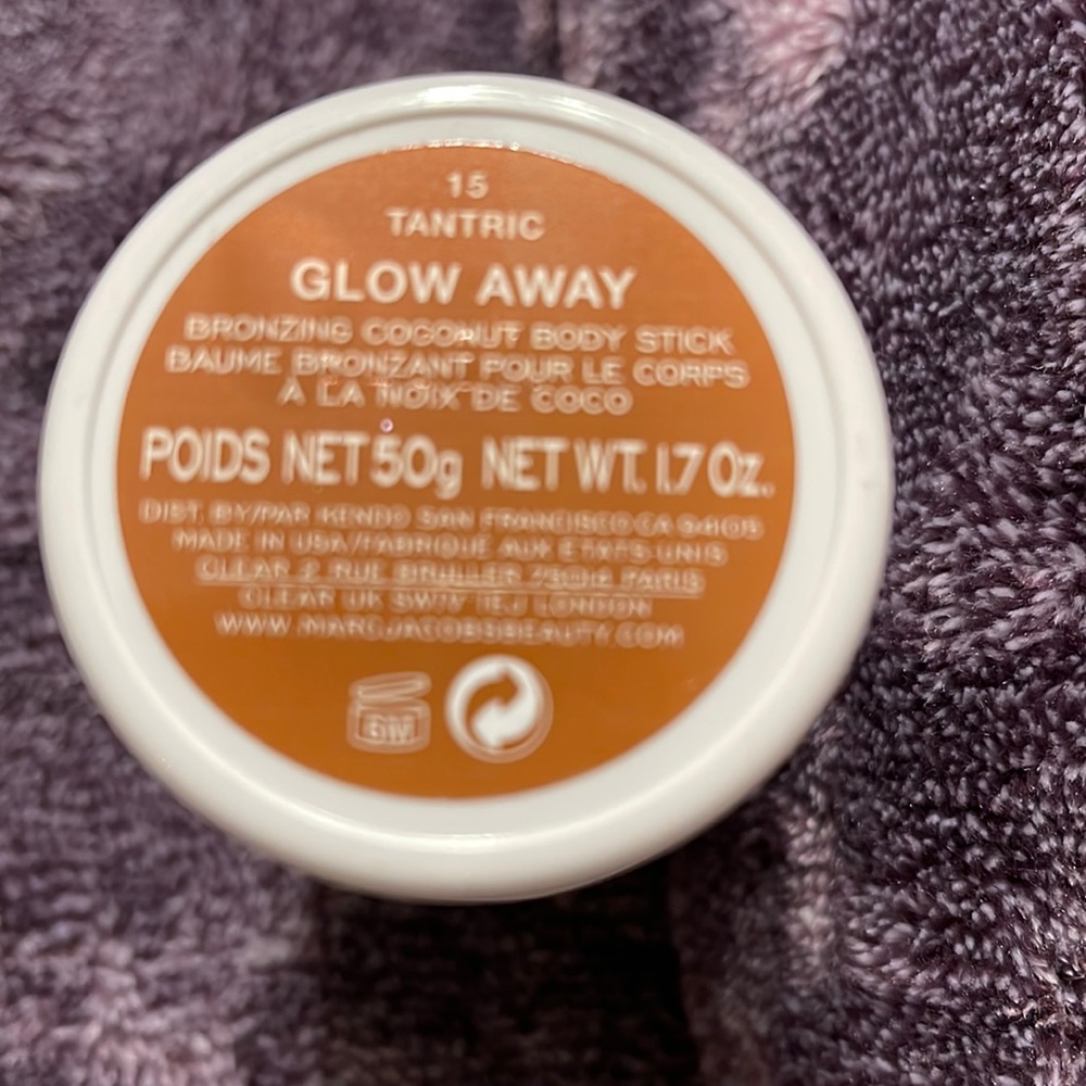 Marc Jacobs Glow Away Tan-Tastic 15 - Picture 5 of 6